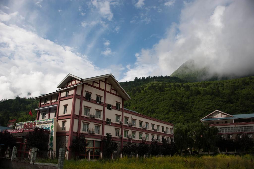 Jiuzhaigou Jinzhulinka Resort Hotel جيوتشايقو المظهر الخارجي الصورة